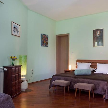 Villa Alesa Tučepi Buitenkant foto